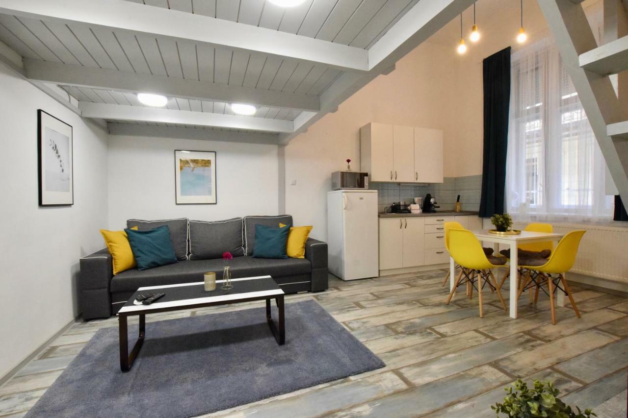 Standard Apartment By Hi5 - Akacfa 59 بودابست المظهر الخارجي الصورة