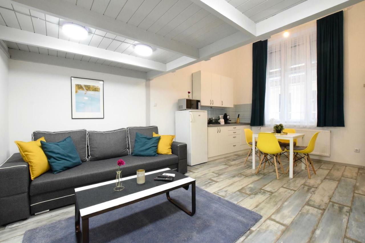 Standard Apartment By Hi5 - Akacfa 59 بودابست المظهر الخارجي الصورة
