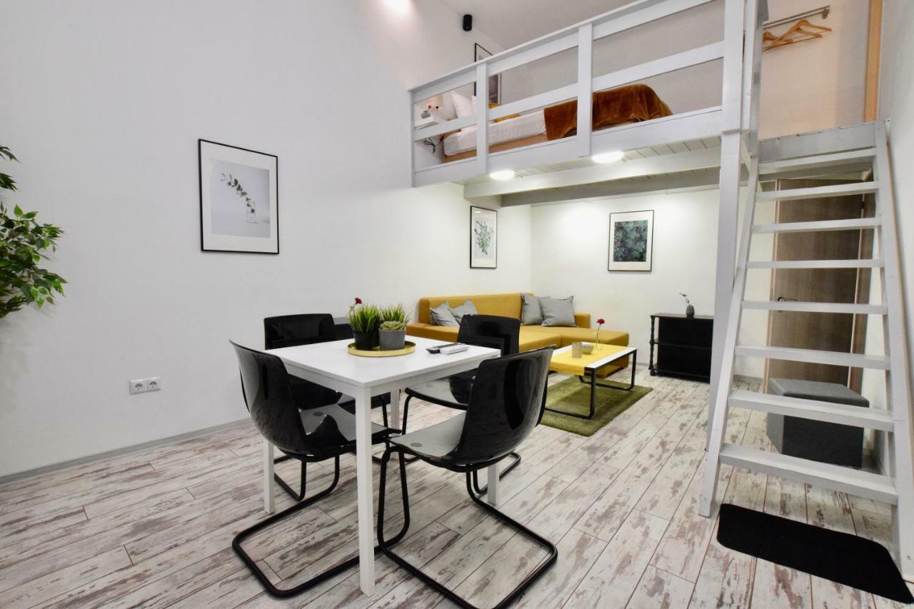 Standard Apartment By Hi5 - Akacfa 59 بودابست المظهر الخارجي الصورة